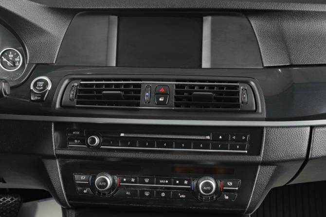 BMW 5 серии VI (F10/F11/F07) с пробегом 2012 года, цена 1 829 000 рублей, 233500 км, седан, Автокод Объявления