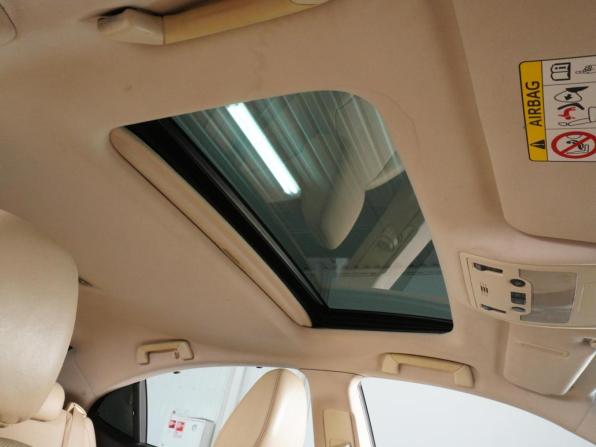 Lexus ES VI с пробегом 2012 года, цена 1 799 000 рублей, 282374 км, седан, Автокод Объявления