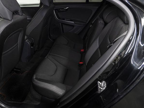 Volvo S60 II Рестайлинг с пробегом 2014 года, цена 1 379 000 рублей, 189320 км, седан, Автокод Объявления