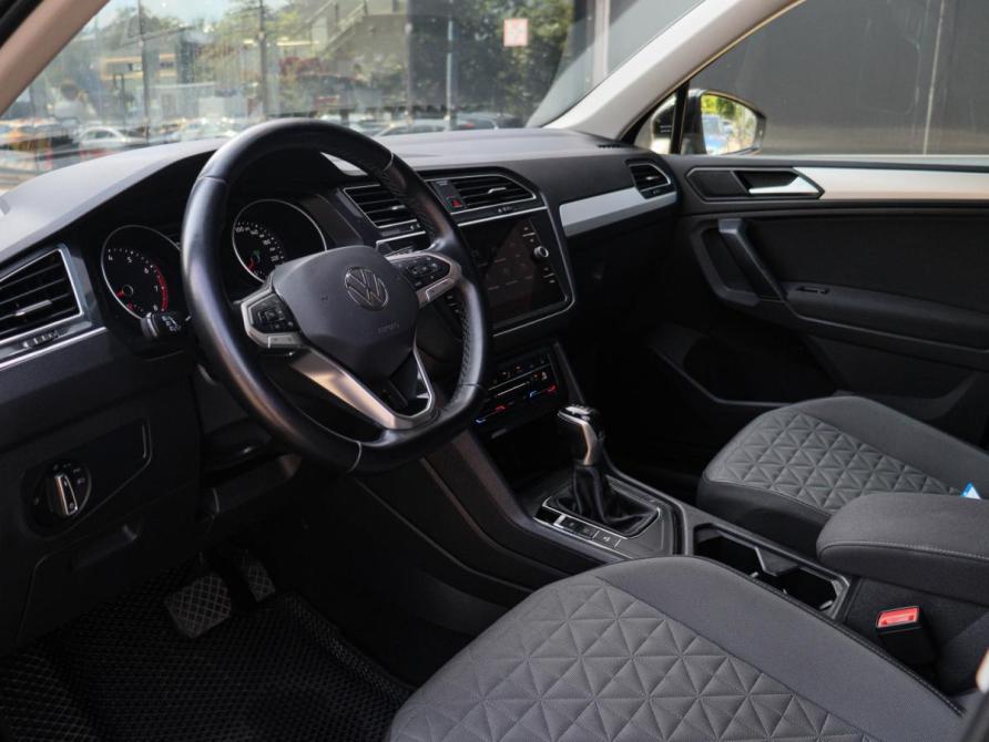 Volkswagen Tiguan II Рестайлинг Москва  - изображение 14