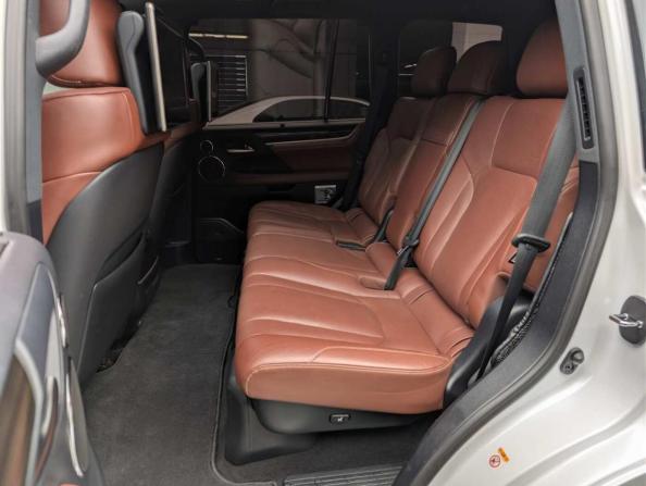 Lexus LX III Рестайлинг 2 с пробегом 2019 года, цена 10 997 000 рублей, 62366 км, внедорожник, Автокод Объявления