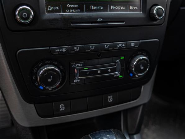 Skoda Yeti I с пробегом 2012 года, цена 850 000 рублей, 216061 км, внедорожник, Автокод Объявления