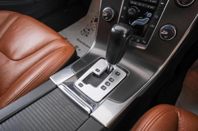 Volvo V60 I с пробегом 2012 года, цена 1 149 000 рублей, 94000 км, универсал, Автокод Объявления