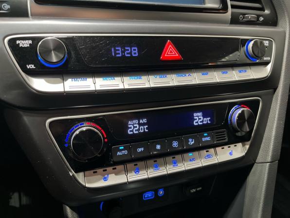 Hyundai Sonata VII (LF) Рестайлинг с пробегом 2017 года, цена 1 519 000 рублей, 102850 км, седан, Автокод Объявления