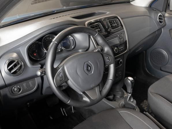 Renault Sandero II с пробегом 2017 года, цена 1 081 800 рублей, 104954 км, хэтчбек, Автокод Объявления