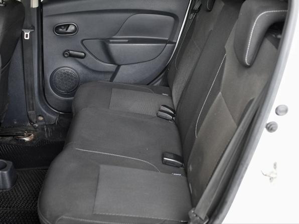 Renault Logan II Рестайлинг с пробегом 2021 года, цена 929 000 рублей, 235848 км, седан, Автокод Объявления