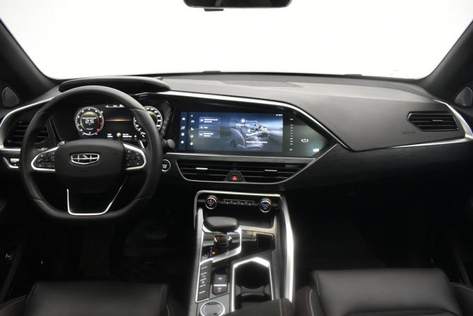 Geely Tugella I Рестайлинг с пробегом 2023 года, цена 2 770 000 рублей, 52820 км, внедорожник, Автокод Объявления