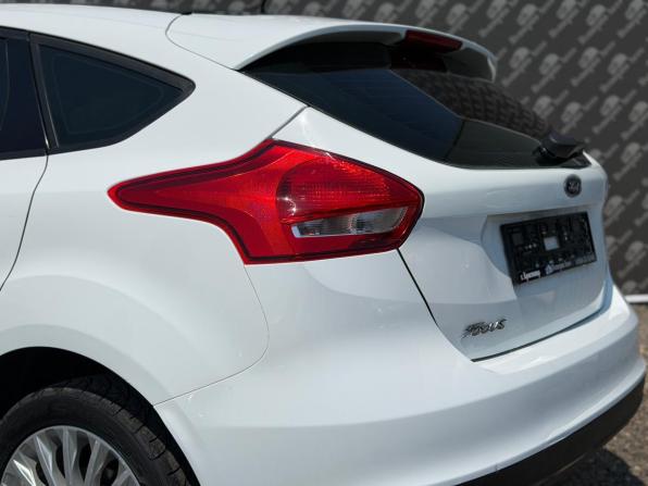 Ford Focus III Рестайлинг с пробегом 2016 года, цена 870 000 рублей, 187400 км, хэтчбек, Автокод Объявления