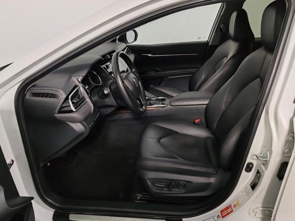 Toyota Camry VIII (XV70) с пробегом 2018 года, цена 2 965 000 рублей, 72270 км, седан, Автокод Объявления