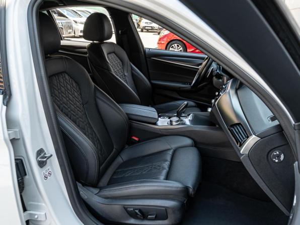 BMW 5 серии VII (G30/G31/G38) Рестайлинг с пробегом 2020 года, цена 4 180 000 рублей, 96563 км, седан, Автокод Объявления