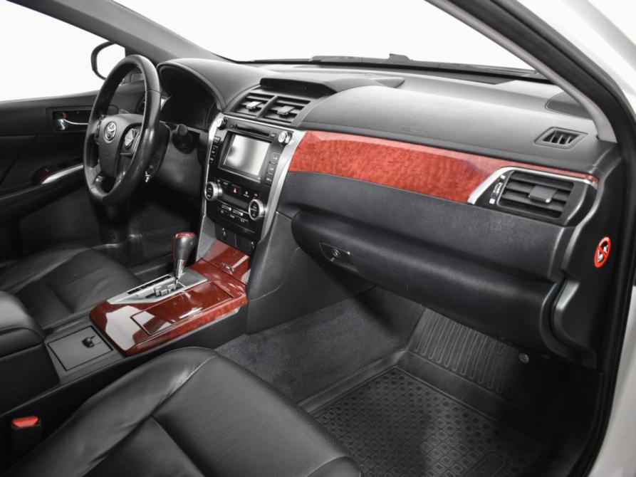 Toyota Camry VII (XV50) Санкт-Петербург  - изображение 12