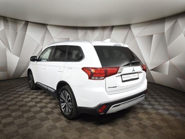 Mitsubishi Outlander III Рестайлинг 3 с пробегом 2021 года, цена 2 315 000 рублей, 86186 км, внедорожник, Автокод Объявления