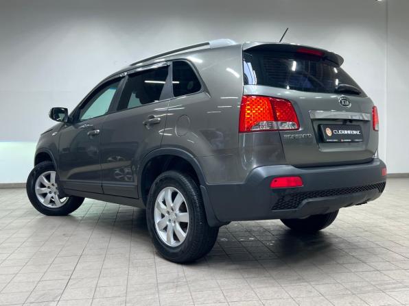 Kia Sorento II с пробегом 2010 года, цена 1 035 000 рублей, 195000 км, внедорожник, Автокод Объявления