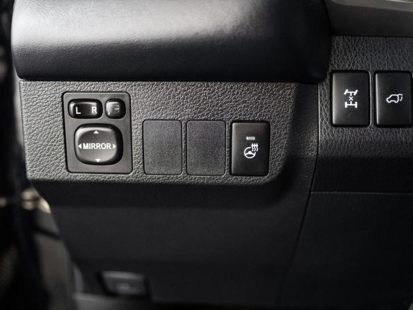 Toyota RAV4 IV (XA40) Рестайлинг с пробегом 2018 года, цена 2 175 000 рублей, 178100 км, внедорожник, Автокод Объявления