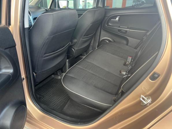 Kia Venga I с пробегом 2012 года, цена 930 000 рублей, 138776 км, минивэн, Автокод Объявления