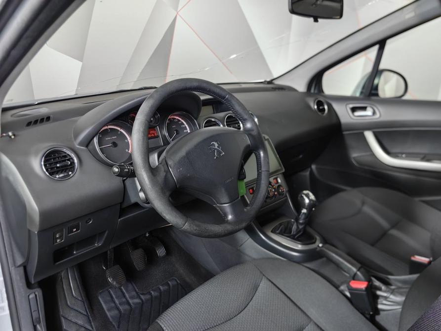 Peugeot 408 I Москва  - изображение 18