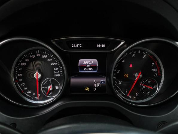 Mercedes-Benz CLA I (C117 X117) Рестайлинг с пробегом 2016 года, цена 1 925 000 рублей, 90190 км, седан, Автокод Объявления