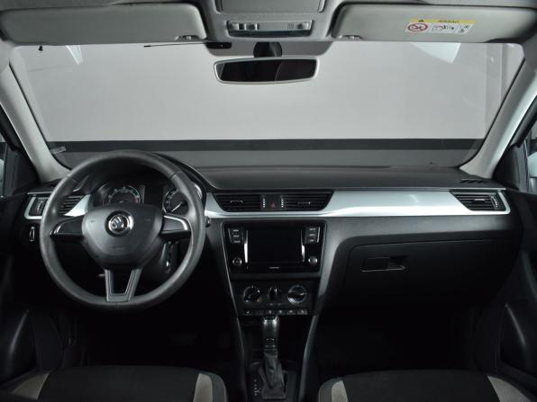 Skoda Rapid I Рестайлинг с пробегом 2018 года, цена 1 354 995 рублей, 88001 км, лифтбек, Автокод Объявления