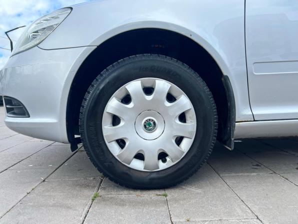 Skoda Octavia II (A5) Рестайлинг с пробегом 2011 года, цена 575 000 рублей, 250566 км, лифтбек, Автокод Объявления