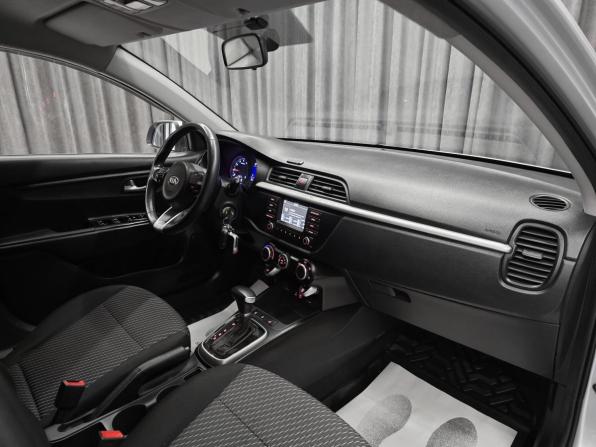 Kia Rio IV с пробегом 2019 года, цена 1 245 000 рублей, 111000 км, хэтчбек, Автокод Объявления