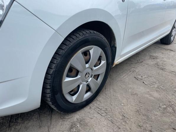 Skoda Rapid I с пробегом 2015 года, цена 999 000 рублей, 128463 км, лифтбек, Автокод Объявления