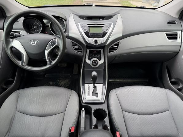 Hyundai Elantra V (MD) с пробегом 2010 года, цена 799 000 рублей, 256093 км, седан, Автокод Объявления