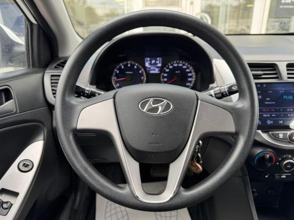 Hyundai Solaris I Рестайлинг с пробегом 2015 года, цена 925 000 рублей, 140010 км, седан, Автокод Объявления