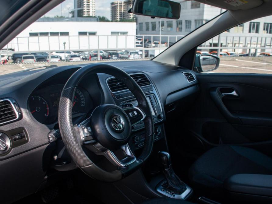 Volkswagen Polo V Рестайлинг Москва  - изображение 10