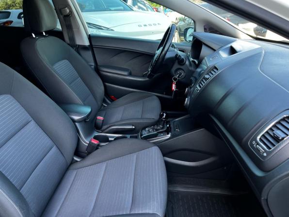Kia Cerato III Рестайлинг (Classic) с пробегом 2019 года, цена 1 620 000 рублей, 107009 км, седан, Автокод Объявления