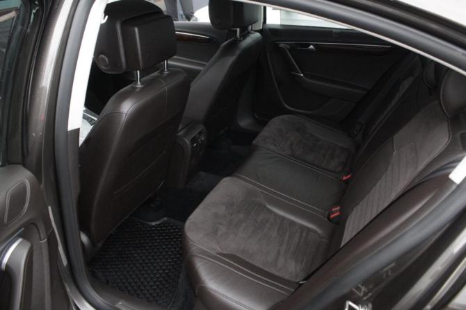 Volkswagen Passat B7 с пробегом 2012 года, цена 1 210 000 рублей, 206138 км, седан, Автокод Объявления