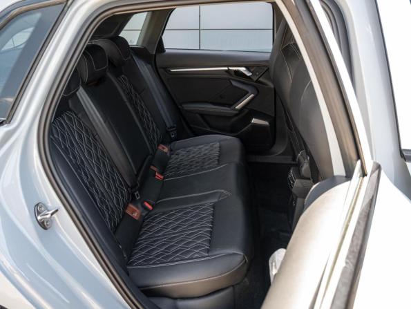 Audi A3 IV (8Y) Рестайлинг с пробегом 2025 года, цена 3 820 000 рублей, 65 км, хэтчбек, Автокод Объявления