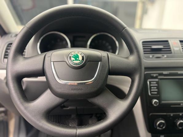 Skoda Yeti I с пробегом 2011 года, цена 587 900 рублей, 212095 км, внедорожник, Автокод Объявления