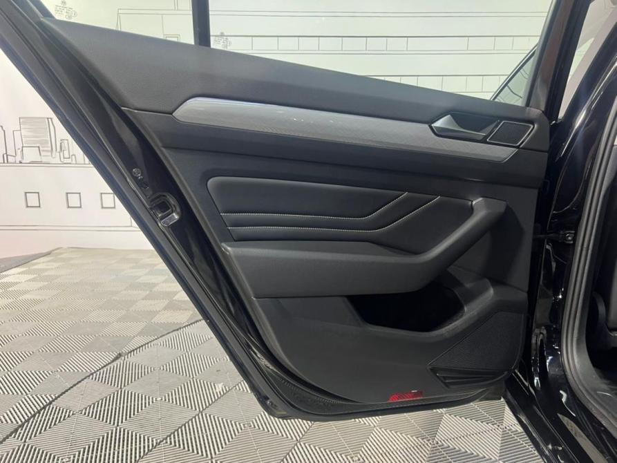 Volkswagen Passat B8 Рестайлинг Москва  - изображение 21