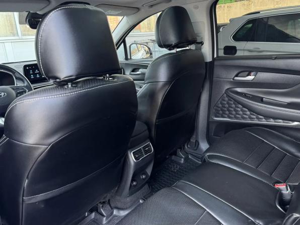 Hyundai Santa Fe IV Рестайлинг с пробегом 2021 года, цена 3 777 000 рублей, 50233 км, внедорожник, Автокод Объявления