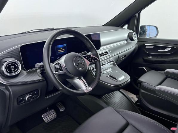 Mercedes-Benz V-Класс III (W447) Рестайлинг 2 с пробегом 2024 года, цена 10 899 000 рублей, 9692 км, минивэн, Автокод Объявления