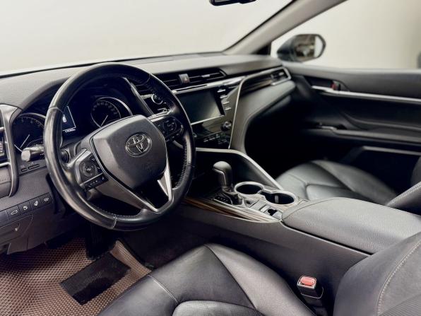Toyota Camry VIII (XV70) с пробегом 2018 года, цена 2 567 000 рублей, 176301 км, седан, Автокод Объявления