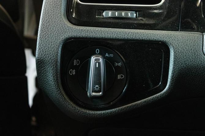 Volkswagen Golf VII с пробегом 2014 года, цена 1 250 000 рублей, 204902 км, хэтчбек, Автокод Объявления