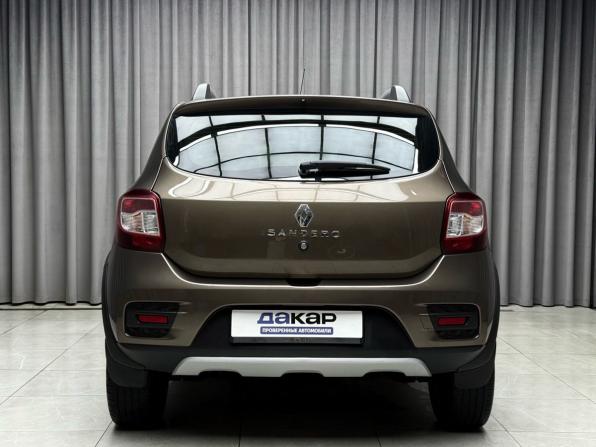 Renault Sandero II Рестайлинг с пробегом 2019 года, цена 1 299 000 рублей, 43000 км, хэтчбек, Автокод Объявления