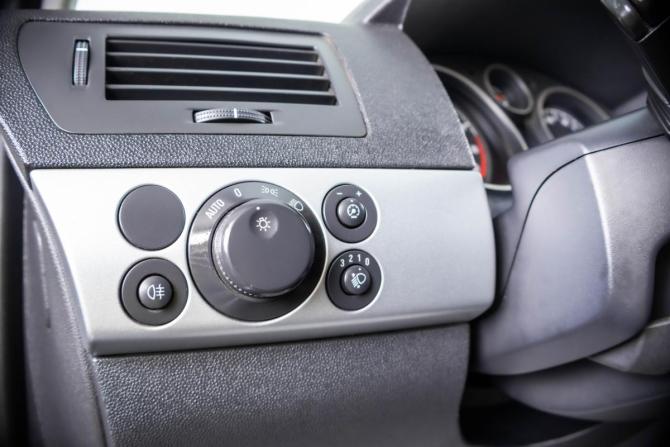 Opel Astra H Рестайлинг с пробегом 2010 года, цена 689 000 рублей, 209000 км, универсал, Автокод Объявления