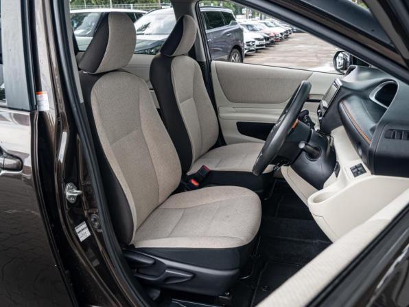 Toyota Sienta II с пробегом 2018 года, цена 1 330 000 рублей, 100629 км, компактвэн, Автокод Объявления