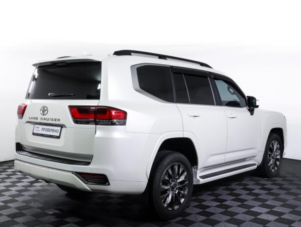 Toyota Land Cruiser 300 Series с пробегом 2023 года, цена 9 900 000 рублей, 77039 км, внедорожник, Автокод Объявления