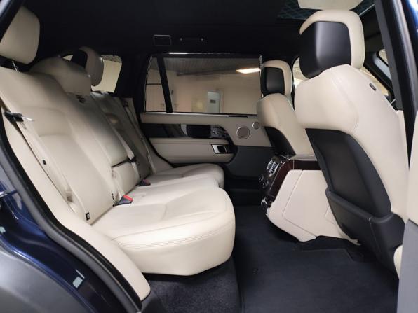 Land Rover Range Rover IV Рестайлинг с пробегом 2018 года, цена 6 300 000 рублей, 128620 км, внедорожник, Автокод Объявления