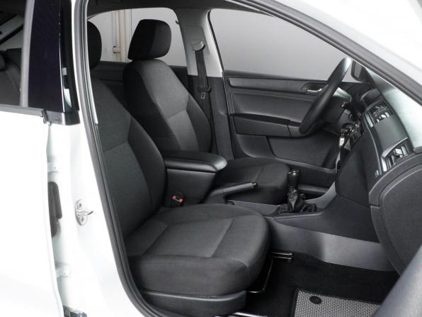 Skoda Rapid I с пробегом 2016 года, цена 819 000 рублей, 265376 км, седан, Автокод Объявления