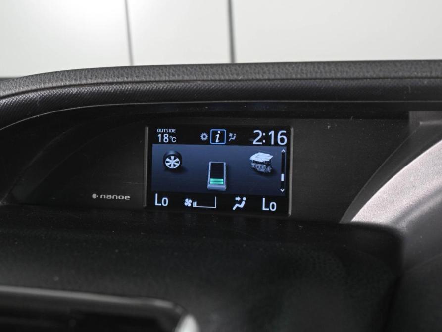 Toyota Noah III (R80) Рестайлинг Ростов-на-Дону  - изображение 17