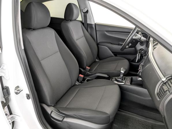 Kia Rio IV Рестайлинг с пробегом 2021 года, цена 1 740 000 рублей, 75857 км, седан, Автокод Объявления