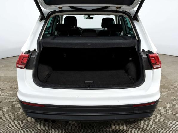 Volkswagen Tiguan II с пробегом 2018 года, цена 2 222 222 рубля, 146628 км, внедорожник, Автокод Объявления