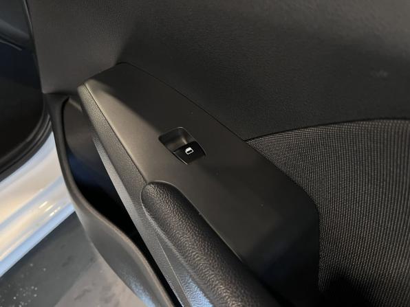 Hyundai Solaris II Рестайлинг с пробегом 2022 года, цена 1 600 000 рублей, 112591 км, седан, Автокод Объявления