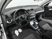 Skoda Octavia II (A5) Рестайлинг Москва  - изображение 19