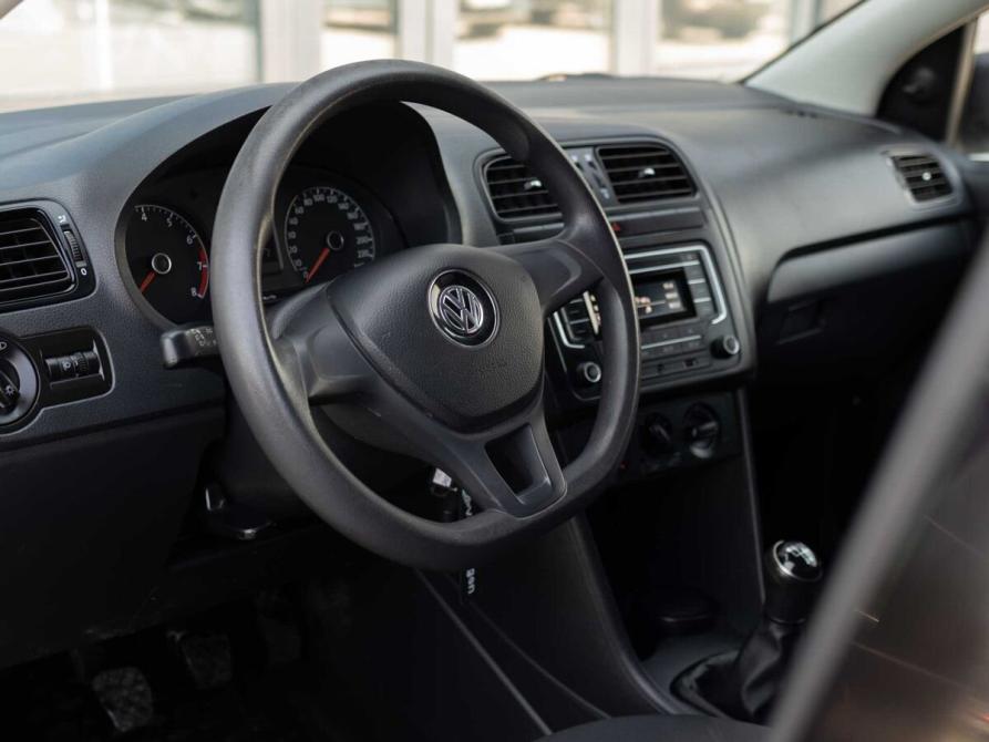 Volkswagen Polo V Рестайлинг Новосибирск  - изображение 11