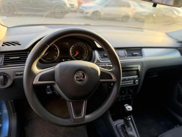 Skoda Rapid I с пробегом 2015 года, цена 943 000 рублей, 181630 км, лифтбек, Автокод Объявления